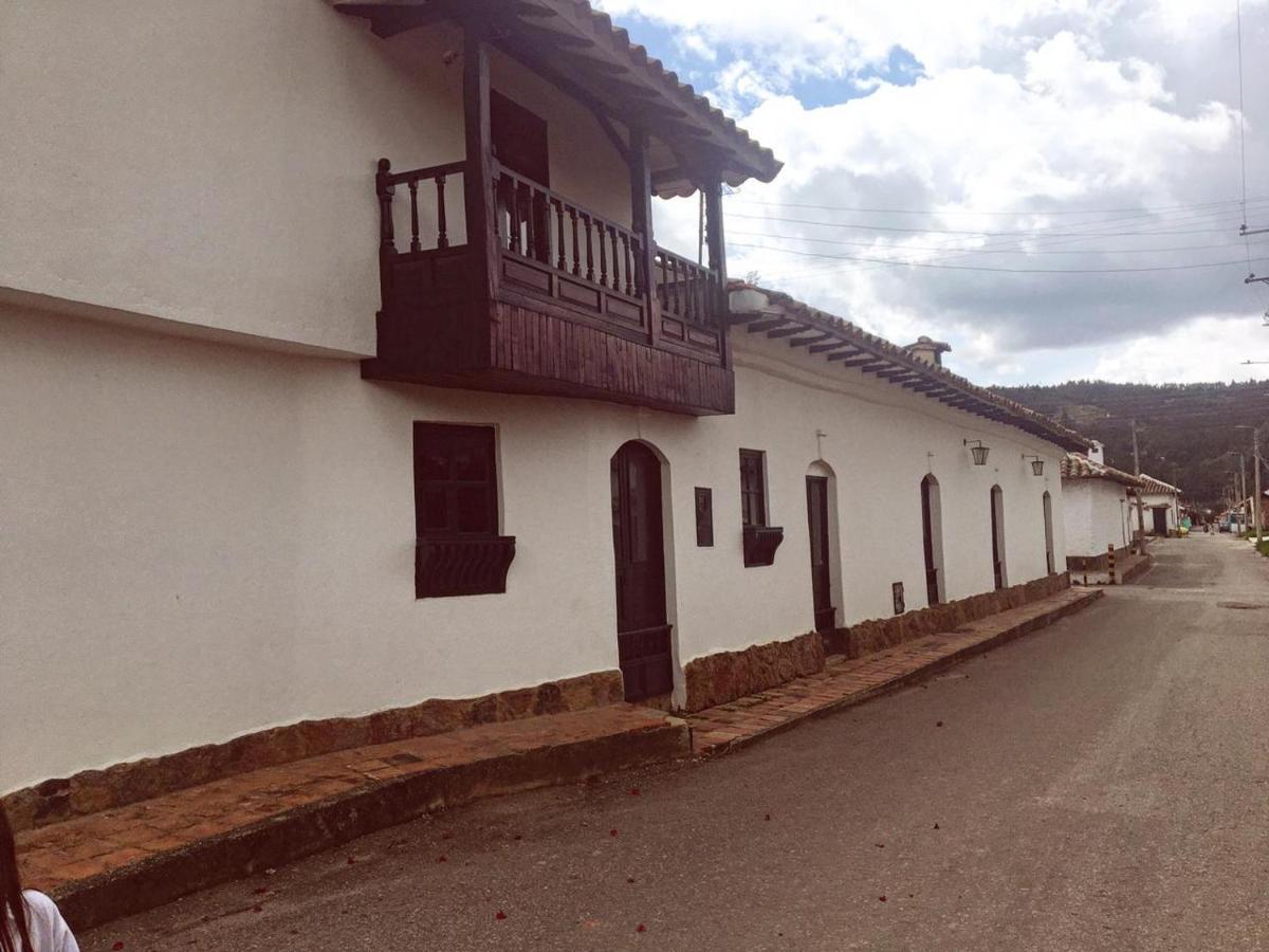 Casa Dante, Desde 1792! Hotel Tibasosa Ngoại thất bức ảnh